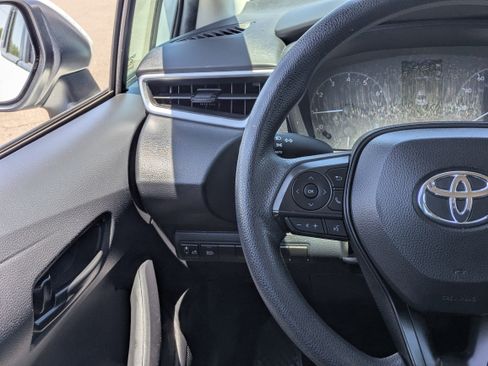 Used 2024 Toyota Corolla LE FWD image 22