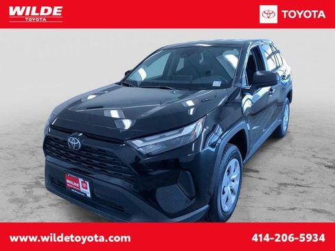 Certified 2025 Toyota RAV4 LE image 1