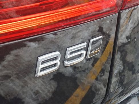 Used 2022 Volvo XC60 B5 Inscription w/ Climate Package image 26