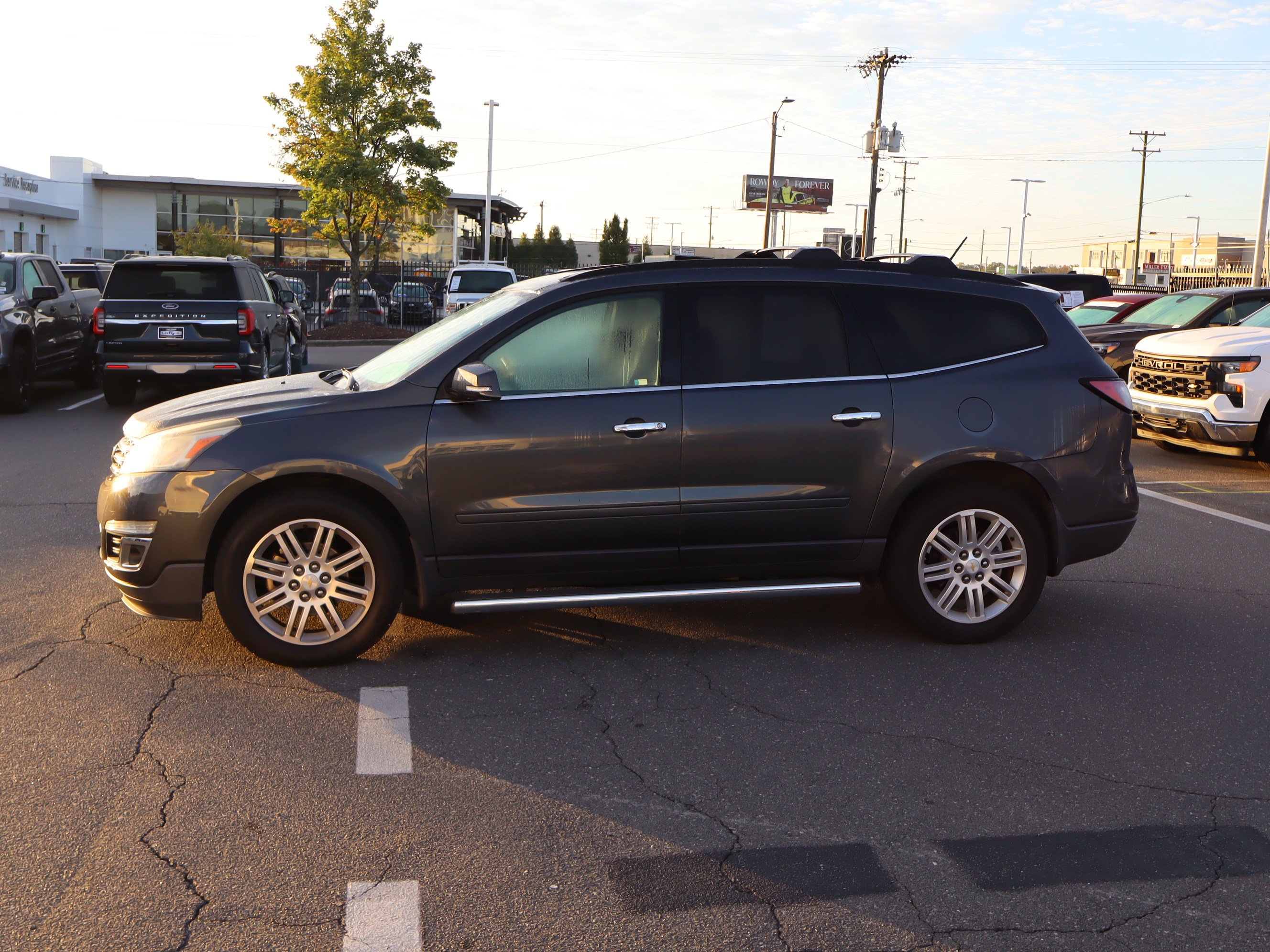 Used 2014 Chevrolet Traverse LT w/ All-Star Edition FWD image 7