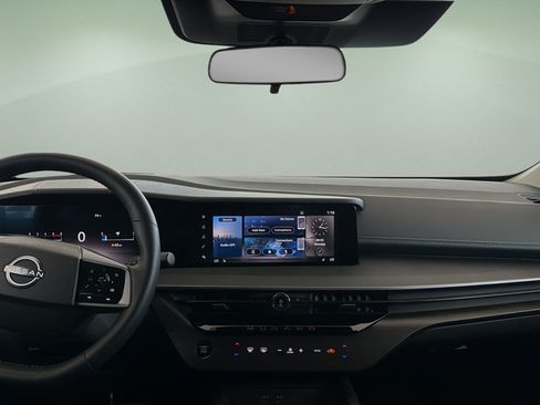 Certified 2025 Nissan Murano SV AWD/4WD image 7