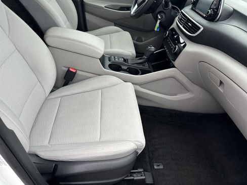 Used 2019 Hyundai Tucson SE image 15