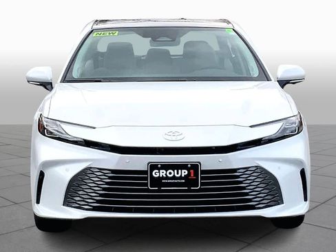 New 2026 Toyota Camry XLE image 3