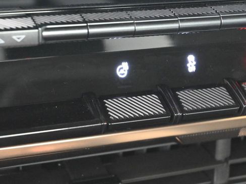 New 2025 GMC Hummer EV 2X image 27