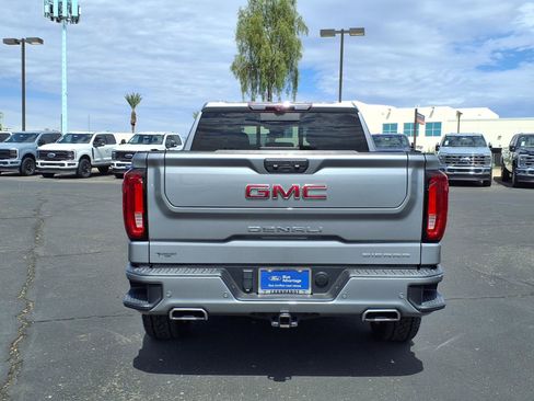Used 2024 GMC Sierra 1500 Denali w/ Denali Reserve Package AWD/4WD image 5