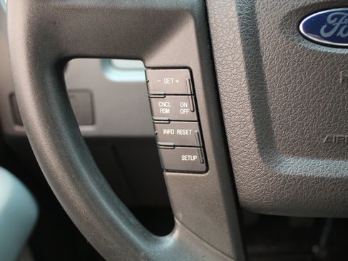 Used 2014 Ford F150 XLT AWD/4WD image 29