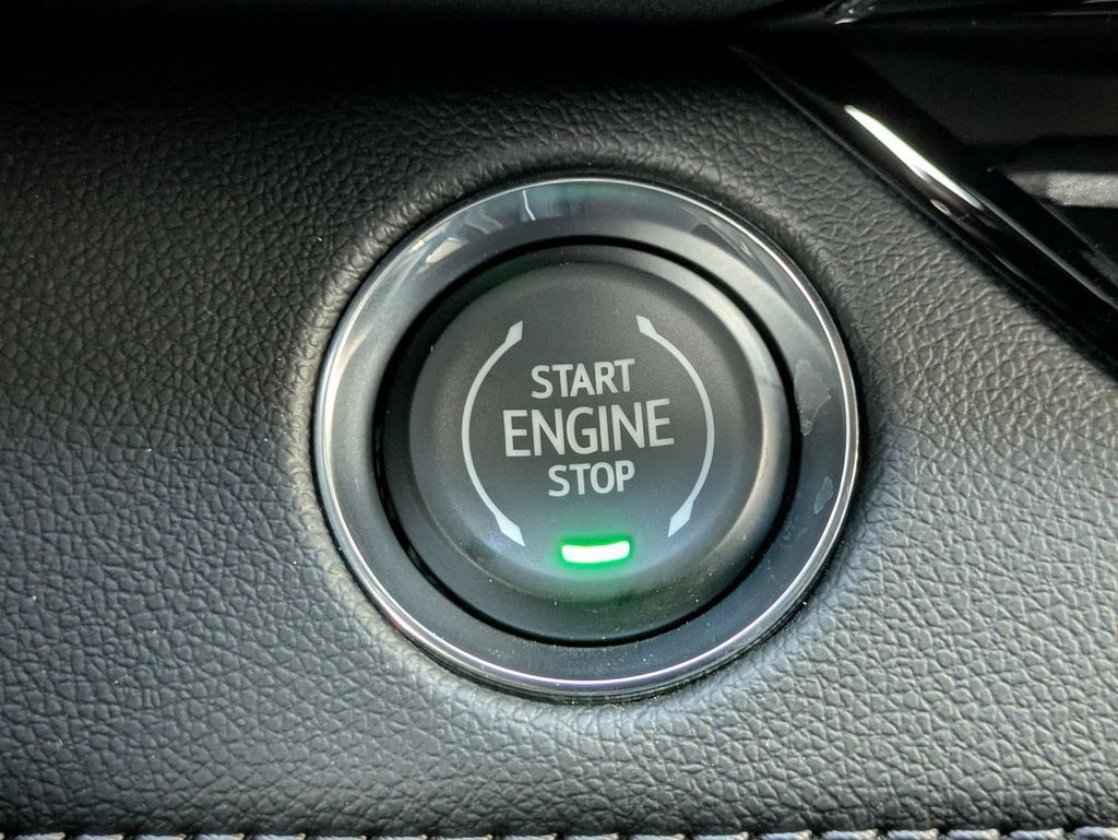 New 2026 Buick Enclave Preferred w/ Power Package AWD/4WD image 24