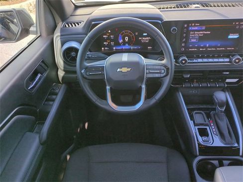 Certified 2025 Chevrolet Colorado LT w/ Advanced Trailering Package image 17