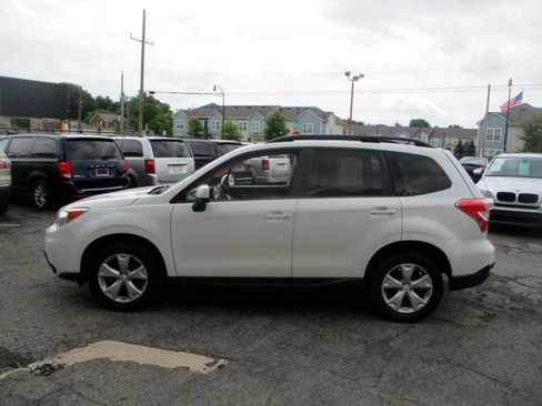 Used 2015 Subaru Forester 2.5i Premium w/ All-Weather Package image 4