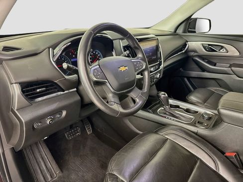 Used 2020 Chevrolet Traverse LT FWD image 10