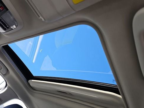 Used 2019 Subaru Impreza 2.0i Premium image 14