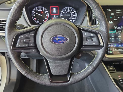 Used 2025 Subaru Outback Onyx Edition AWD/4WD image 27