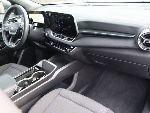 Certified 2025 Chevrolet Equinox LT image 38