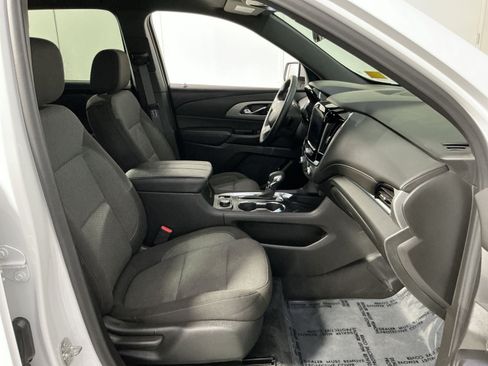 Used 2023 Chevrolet Traverse LT AWD/4WD image 27