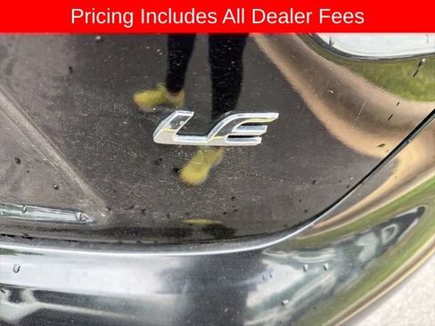 Used 2023 Toyota Corolla LE FWD image 14
