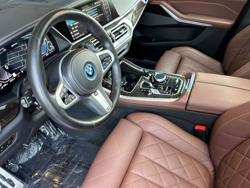 Used 2023 BMW X5 xDrive45e w/ M Sport Package AWD/4WD image 9
