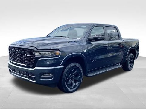 New 2026 RAM 1500 4x4 Crew Cab image 3