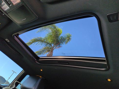 Used 2019 Dodge Challenger SRT Hellcat Redeye image 27