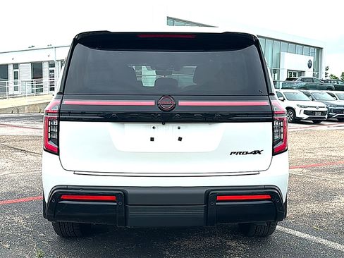 Used 2025 Nissan Armada PRO-4X w/ Pro-4X Premium Package AWD/4WD image 7