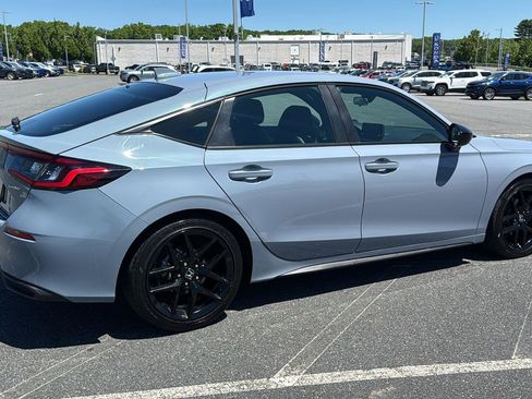 Used 2024 Honda Civic Sport image 5