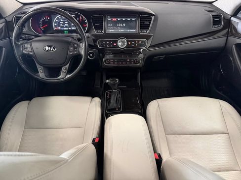 Used 2016 Kia Cadenza Limited FWD image 12