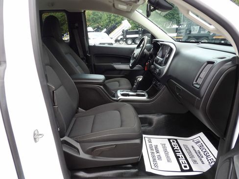 Used 2022 Chevrolet Colorado LT w/ Fleet Safety Package image 36