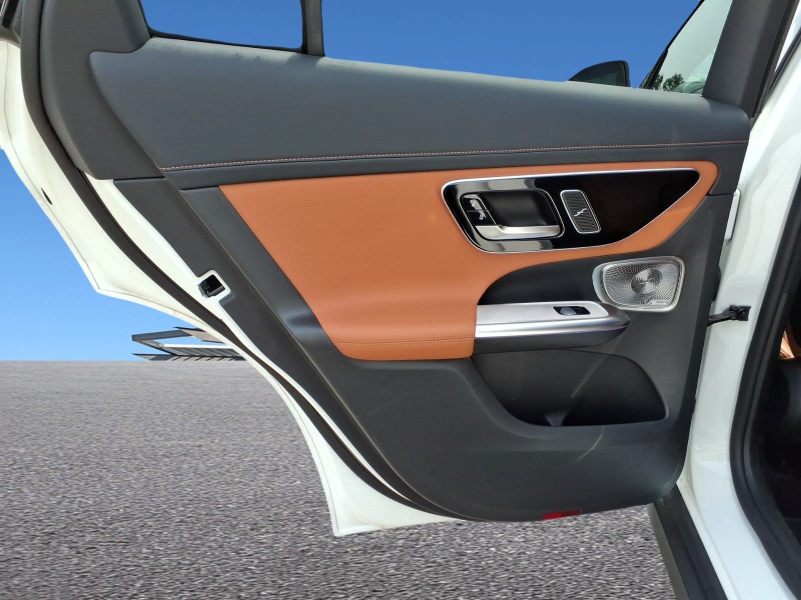 Certified 2023 Mercedes-Benz GLC 300 4MATIC image 25