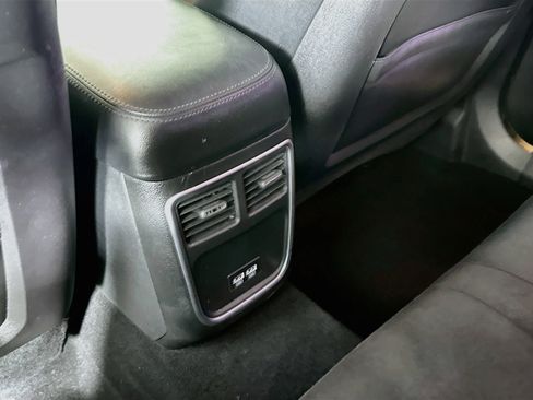 Used 2019 Chrysler 300 Touring w/ Sport Appearance Package RWD image 26