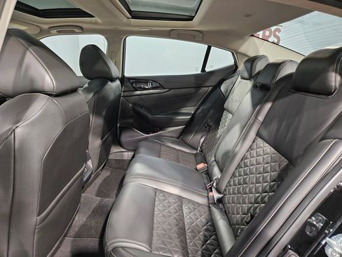 Used 2020 Nissan Maxima Platinum w/ Sport Mat Group FWD image 36