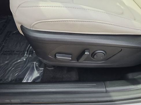 Used 2024 Hyundai Tucson SEL w/ Convenience Package image 12