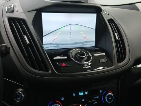 Used 2019 Ford Escape Titanium w/ U9j03 - Titanium Tow Package image 10