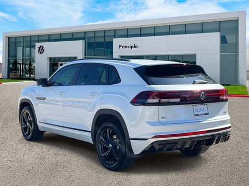 New 2026 Volkswagen Atlas Cross Sport SEL R-Line AWD/4WD image 4
