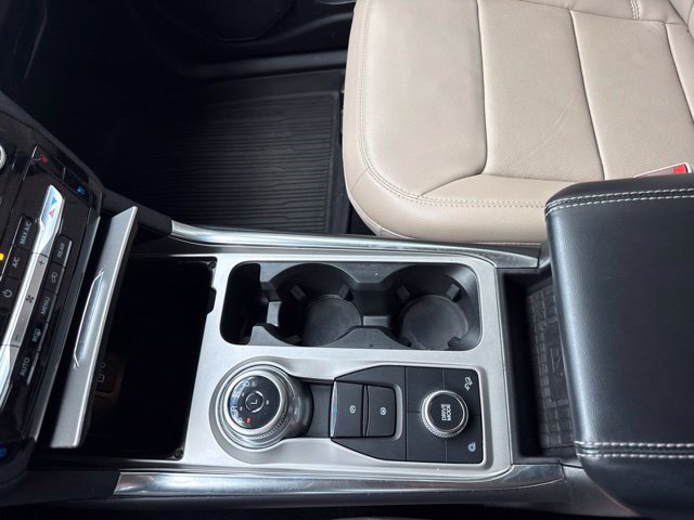 Used 2022 Ford Explorer Limited w/ Equipment Group 301A AWD/4WD image 26