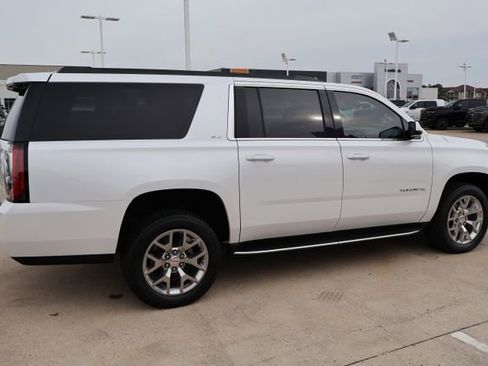 Used 2020 GMC Yukon XL SLT w/ Open Road Package image 7