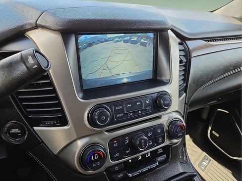 Used 2019 GMC Yukon XL Denali AWD/4WD image 18