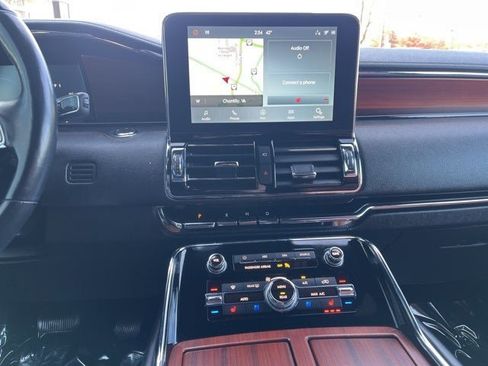 Used 2021 Lincoln Navigator L Reserve w/ Luxury Package image 33