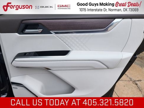 New 2026 GMC Acadia Denali w/ Super Cruise Package AWD/4WD image 45