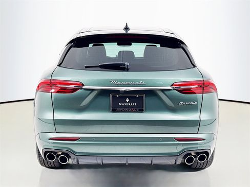 New 2025 Maserati Grecale GT image 7
