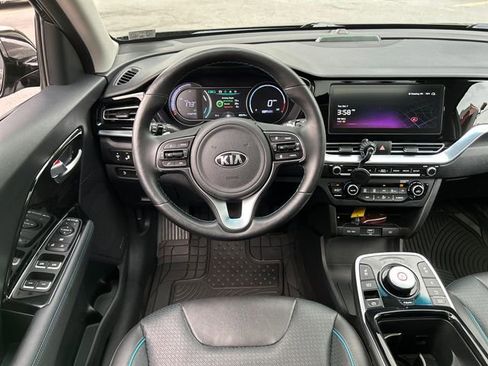 Used 2020 Kia Niro EX Premium w/ Cold Weather Package image 14