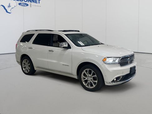 Used 2018 Dodge Durango Citadel w/ Technology Group RWD image 3