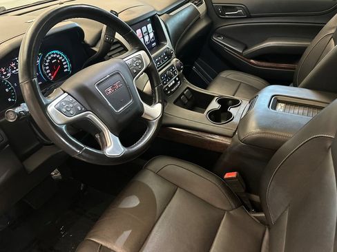 Used 2017 GMC Yukon SLT w/ Open Road Package AWD/4WD image 10