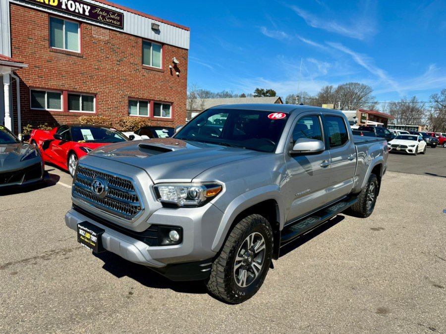 Used 2016 Toyota Tacoma TRD Sport w/ Exterior Package AWD/4WD image 1
