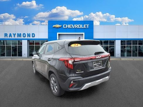 Certified 2024 Kia Seltos LX AWD/4WD image 5