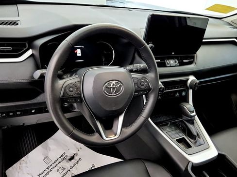 Used 2025 Toyota RAV4 XLE Premium w/ Weather Package AWD/4WD image 24