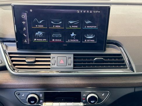 Used 2024 Audi Q5 2.0T Premium Plus w/ Premium Plus Package image 13