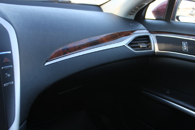 Used 2016 Lincoln MKZ w/ Equipment Group 300A Reserve FWD image 19