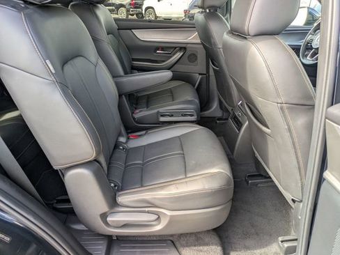 Used 2024 MAZDA CX-90 3.3 Turbo w/ Premium Package AWD/4WD image 25