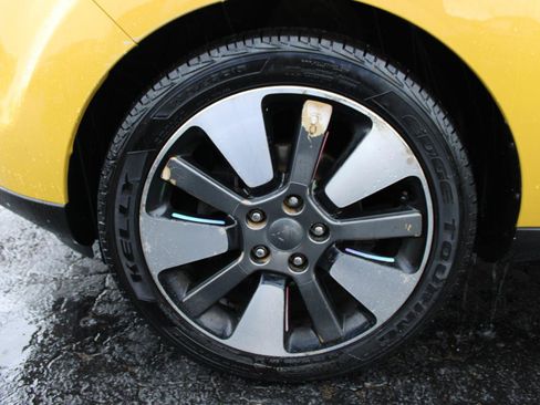 Used 2014 Kia Soul ! w/ Sun & Sound Package FWD image 53