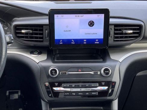 Certified 2020 Ford Explorer XLT w/ Comfort Package image 6