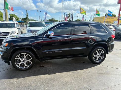 Used 2019 Jeep Grand Cherokee Overland RWD image 3